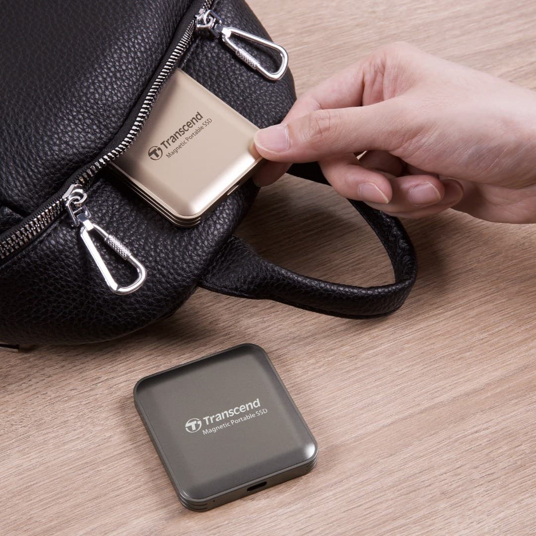 Transcend ESD420 Portable Magnetic SSD USB 20Gbps Type-C MagSafe 4TB - Champagne Gold - Image 8