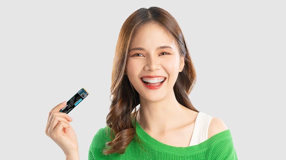 Kioxia EXCERIA PLUS G4 1TB M.2 2280 PCIe 5.0 NVMe Internal SSD BiCS FLASH TLC (LVD10Z001TG8) - Image 3