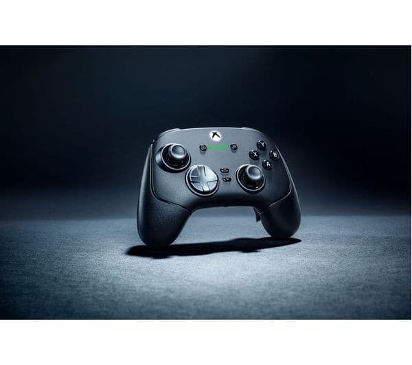 Razer Wolverine V3 Pro Wireless Gaming Controller for Xbox & PC - Black - Image 5