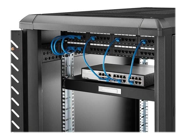StarTech.com SLIDESHELFD 1U Sliding Server Rack Mount Keyboard Shelf Tray - 22in Deep, 55lbs Pull-Out Drawer for 19in Racks - Black - Image 3