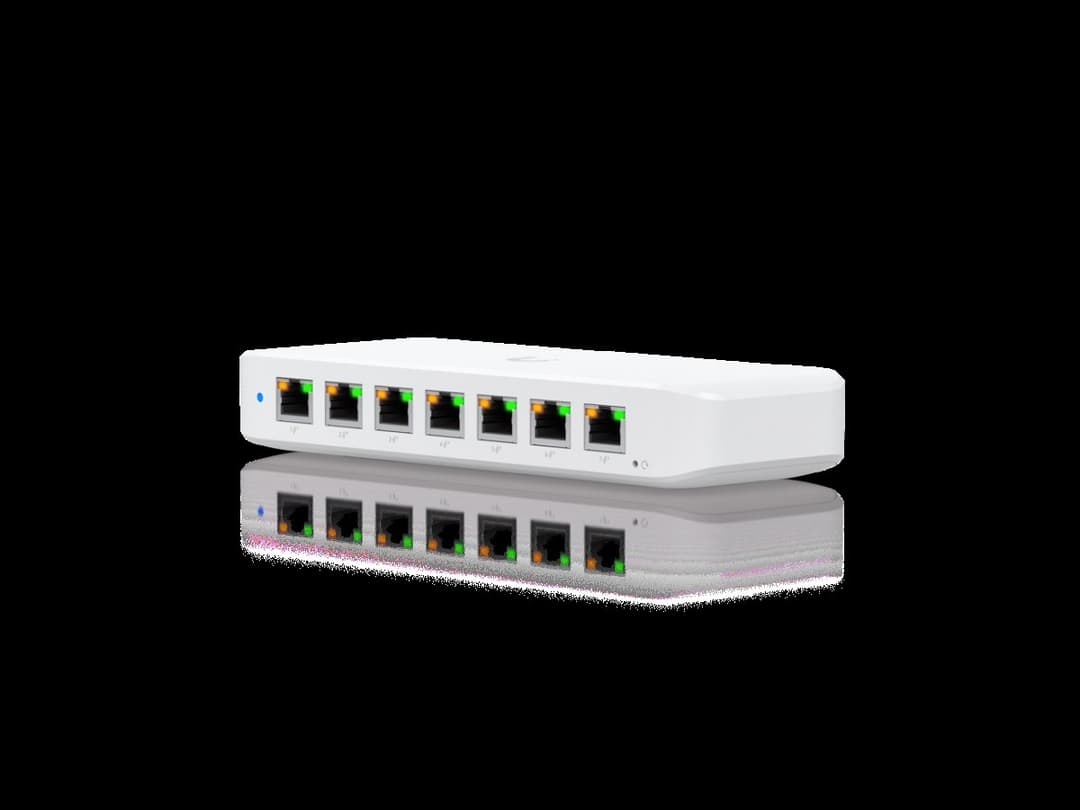 Ubiquiti Networks Ultra (USW-Ultra (42W)) Switch - Image 2