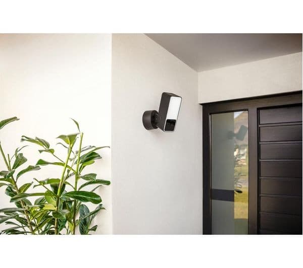 Eve Outdoor Cam Smart Floodlight Camera Full HD 1080p WiFi Black - Image 2