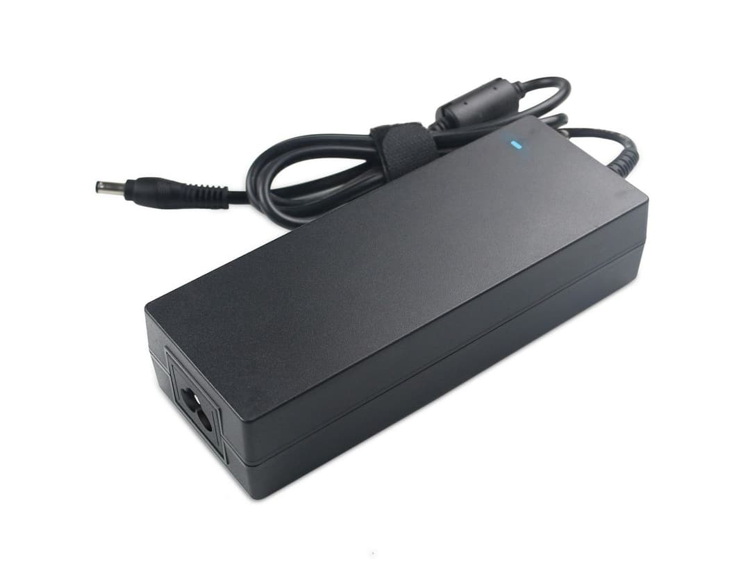 CoreParts MBXDE-GAM001 130W Power Adapter for Dell XPS 15-9550, Precision M3800, 19.5V 6.67A, 4.5 x 3.0mm Plug, with EU Power Cord - Image 1