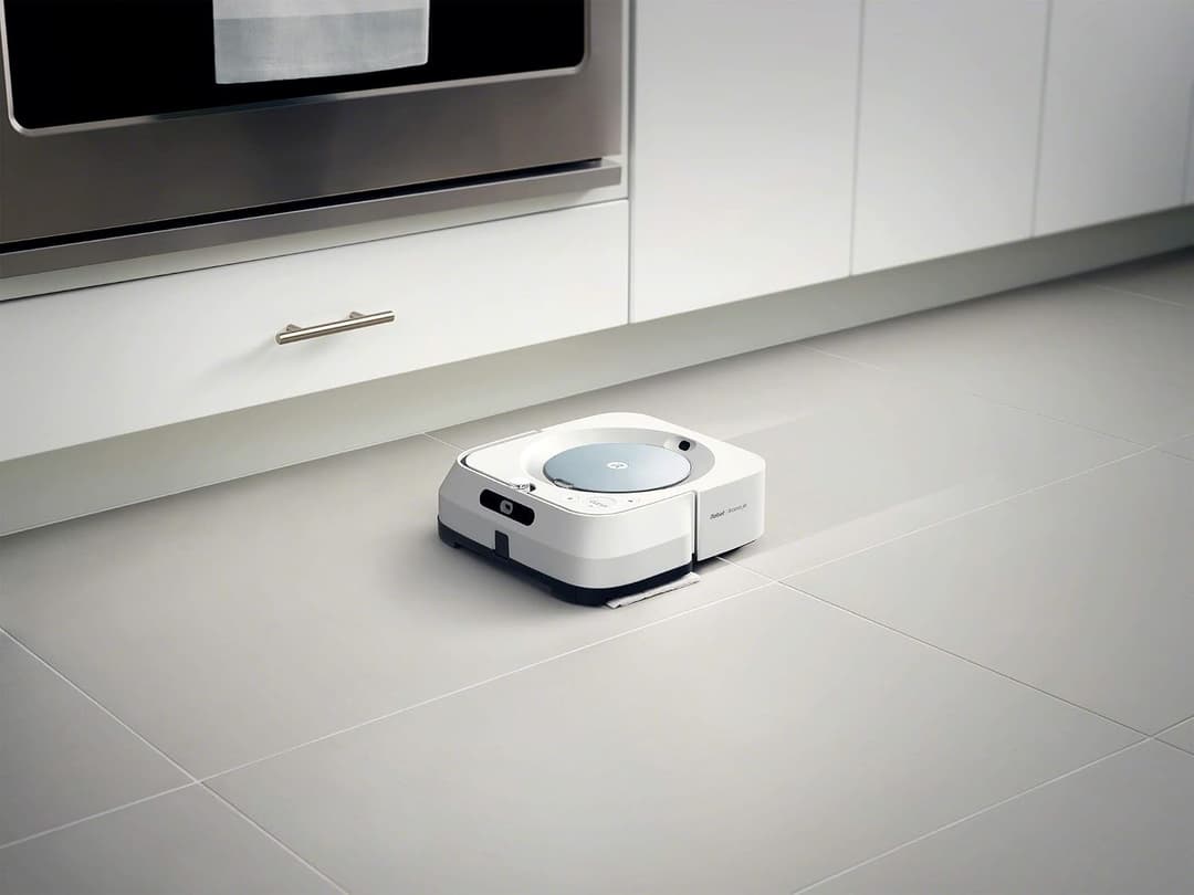 iRobot Braava jet m6 Robot Mop - White - Image 3