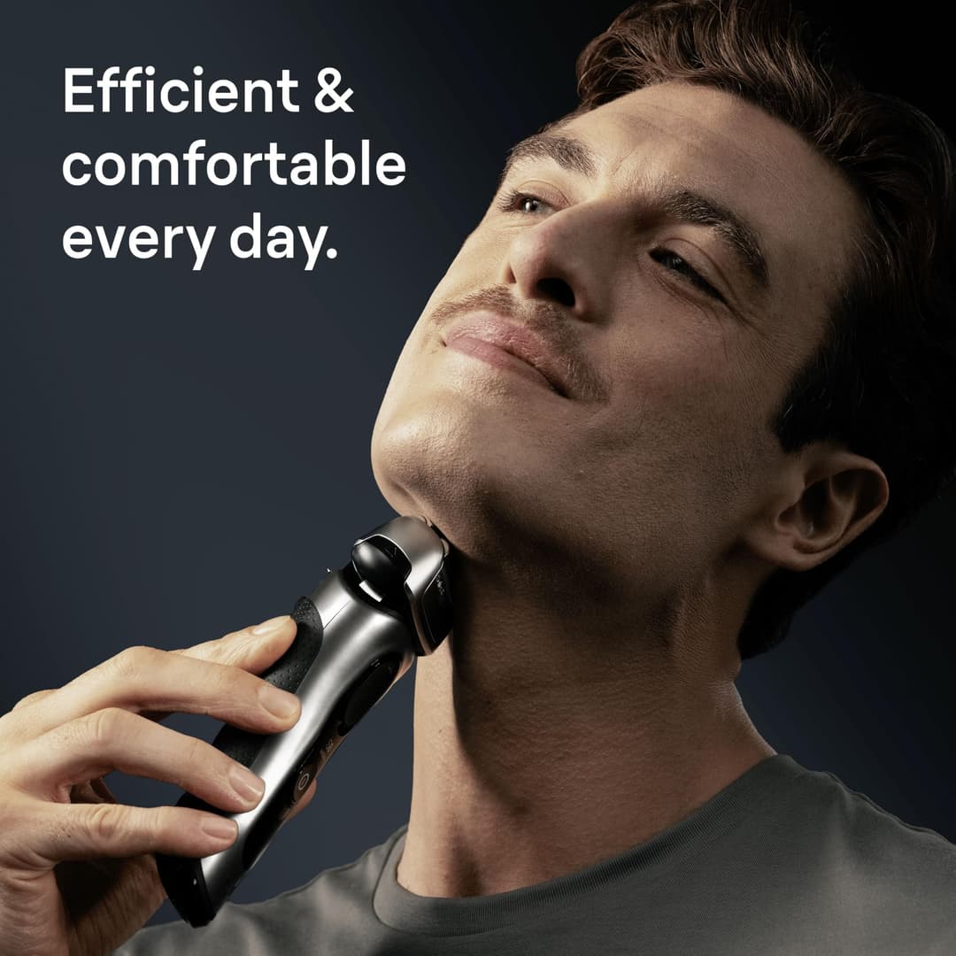 Braun Series 8 8617s Electric Foil Shaver - Silver - Image 3