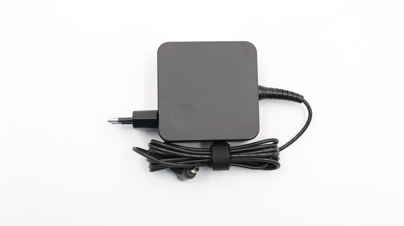 Lenovo 65W AC Adapter (20V 3.25A, Round Tip) - Black (01FR159)