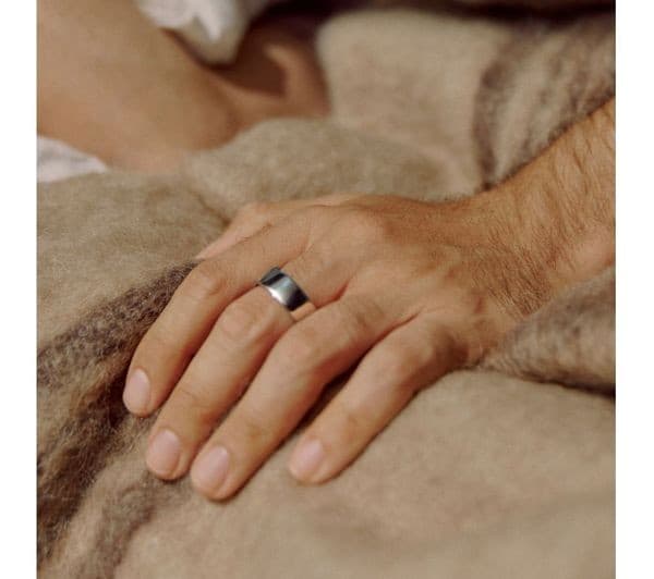 Oura Ring 4 Smart Ring - Brushed Silver, Size 7 - Image 6
