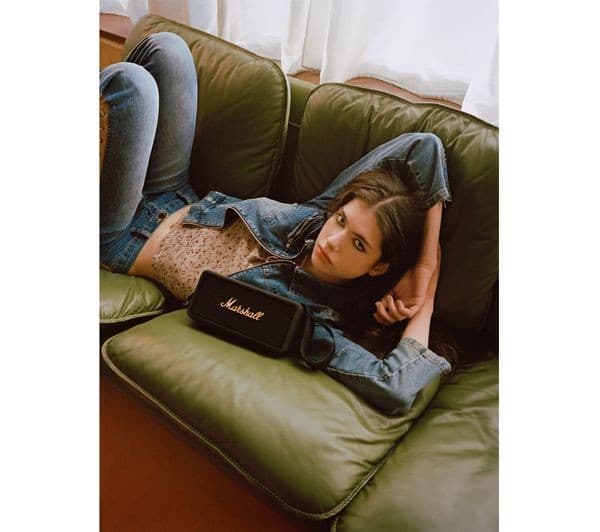 Marshall Middleton Portable Bluetooth Speaker - Black - Image 7