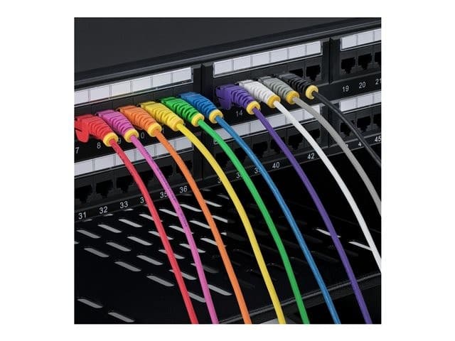 StarTech Slim LSZH CAT6 Snagless Patch Cable 50cm - Black (N6PAT50CMBKS) - Image 5