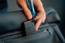 Verbatim Pocket SSD USB 3.2 Gen 2 512GB - Black/Blue thumbnail 4