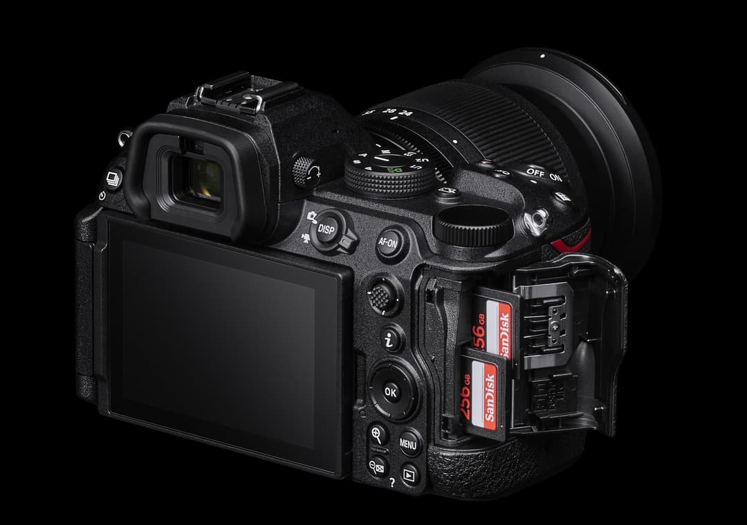 Nikon Z5II Mirrorless Camera - NIKKOR Z 24-50mm f/4-6.3 Lens Kit - Black - Image 3
