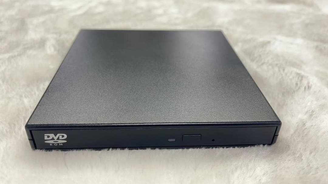 CoreParts MS-DVDRW-2.0-014 External DVD-RW Drive, USB 2.0, Separate Power and Data Cables - Image 1
