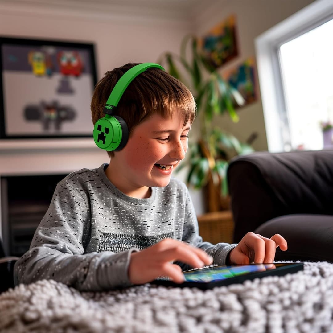 Minecraft Creeper Kids Wireless Headphones - Green - Image 2