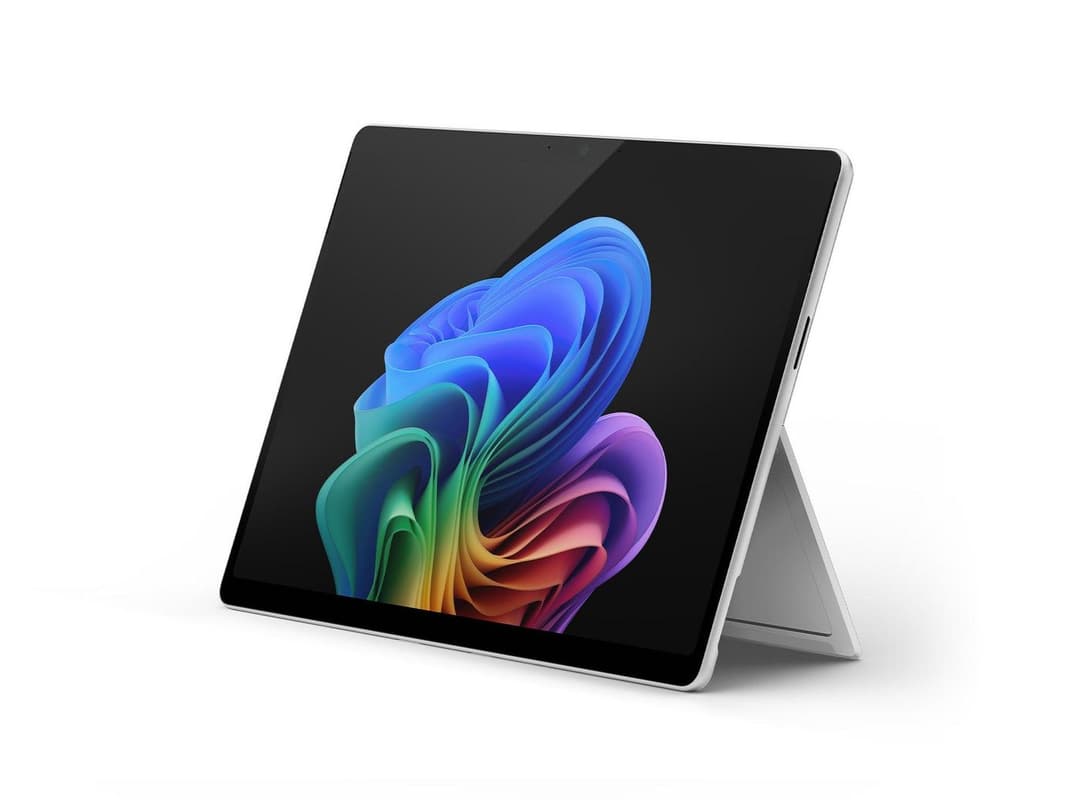 Microsoft Surface Pro for Business 11th Edition 13" Intel Core Ultra 5 236V 16GB 512GB Platinum - Image 1