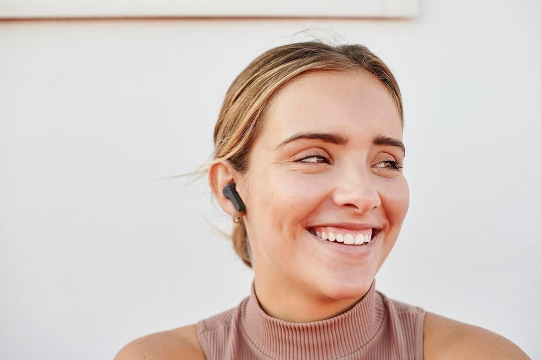 JBL Wave Beam Wireless Earbuds - Black - Image 2