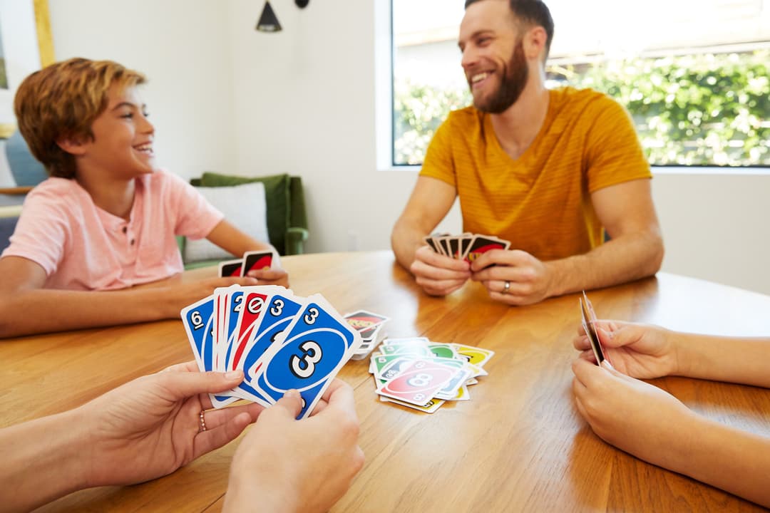 Mattel Games UNO Card Game (W2087) - Image 2