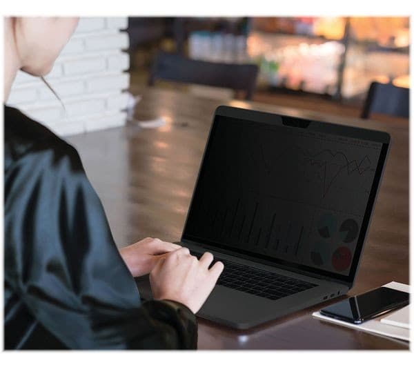 Kensington 13.3" Laptop Privacy Screen Black - Image 3