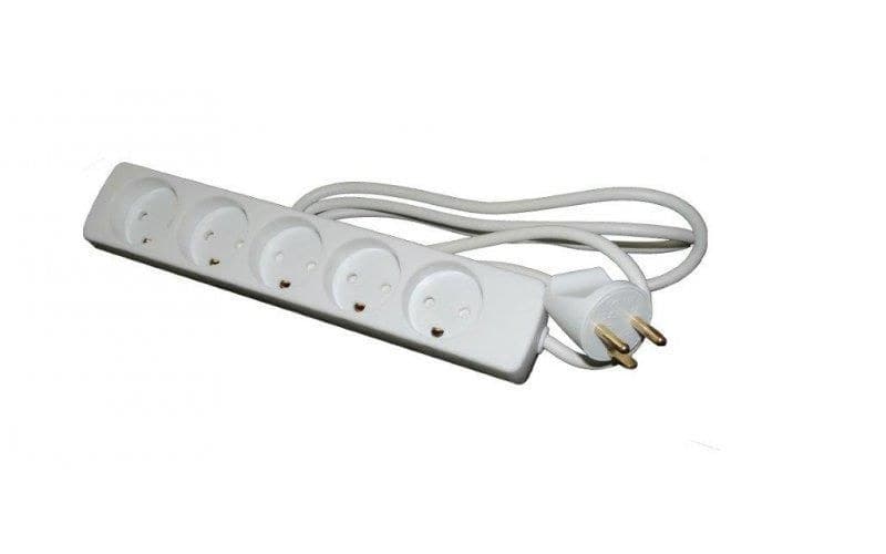 Mercodan Power Strip with 5 Outlets and Removable Plug - Image 1