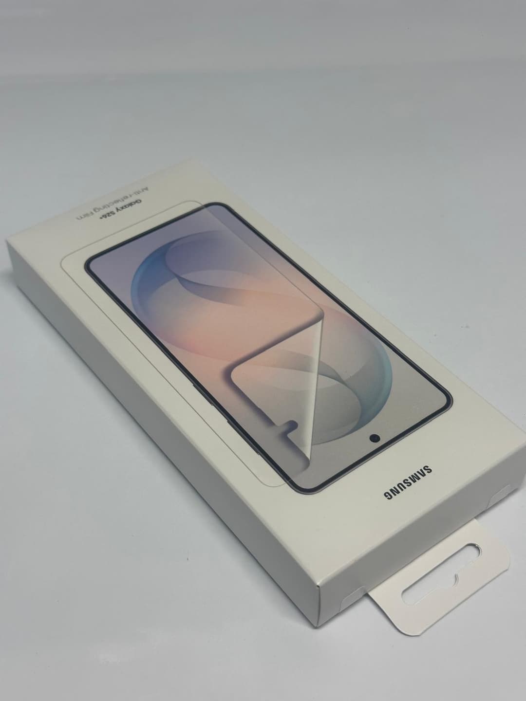 Genuine Samsung Galaxy S26+ Anti-Reflecting Film Screen Protector Twin Pack (EF-US947) - Image 4